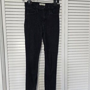 Madewell Black High-Rise Skinny Jeans with Magic Pockets